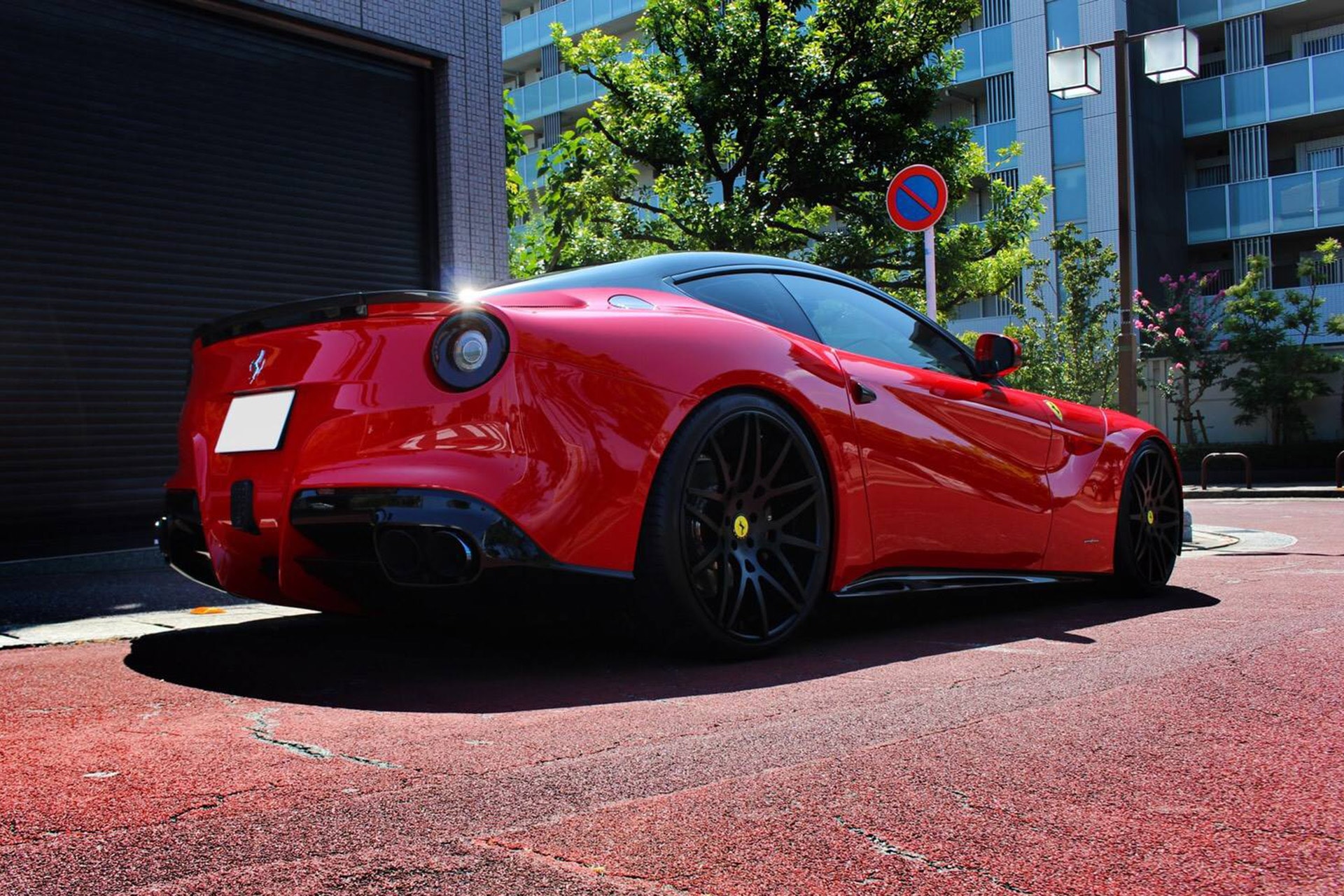 Ferrari f12 Berlinetta графит матовая